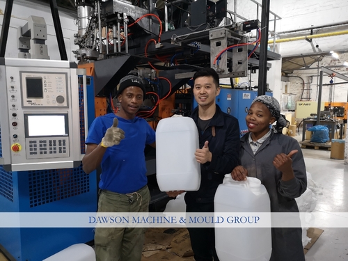 kasus perusahaan terbaru tentang Afrika Selatan - jerigen 20L mesin blow moulding