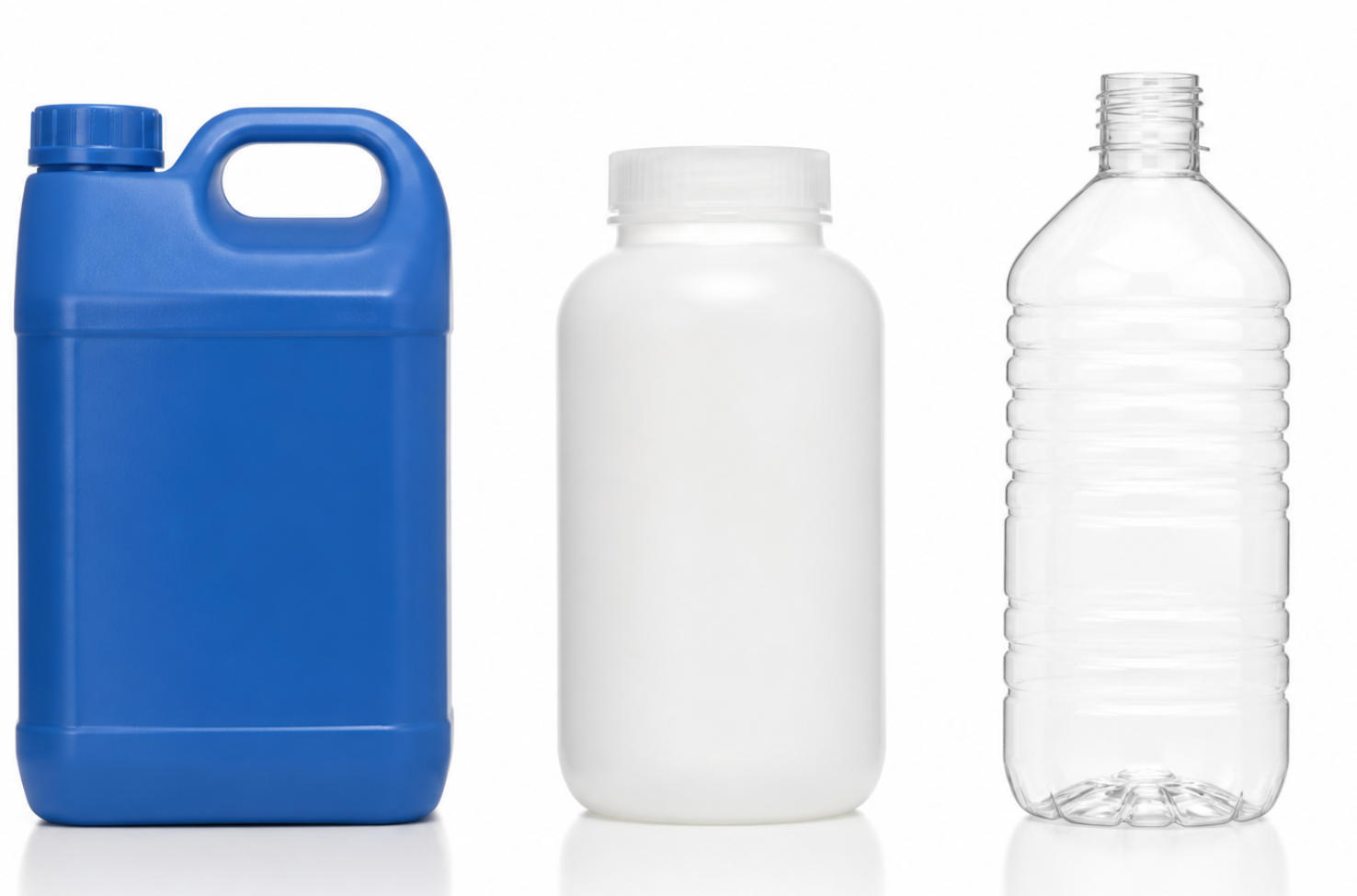 Blog perusahaan terbaru tentang HDPE vs PP vs PET: Cara Memilih Bahan yang Tepat untuk Kontainer Blow Molding Anda