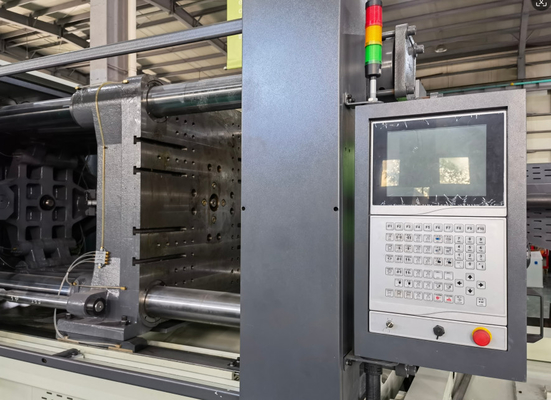 Pakar Industri Mesin Cetakan Injeksi PET tahan lama Otomatis untuk Preform Botol Pertanian