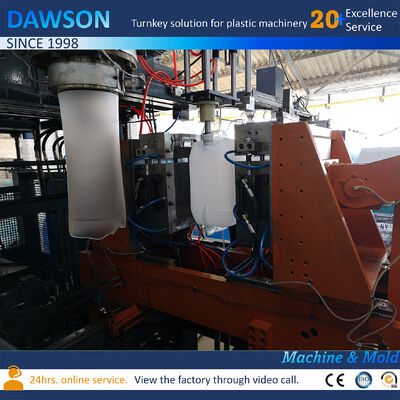 Output 130 Kg Per Jam 20 Liter Jerry Can Extrusion HDPE Molding Plastic Drum Blow Molding Machine 4.4 By 3.4 By 3.6 Meter