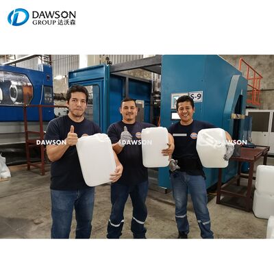 Permintaan Tenaga Kerja 1 sampai 2 Operator Plastik 30 Liter Jerry Can Membuat Mesin Blow Molding Otomatis Mesin Produksi
