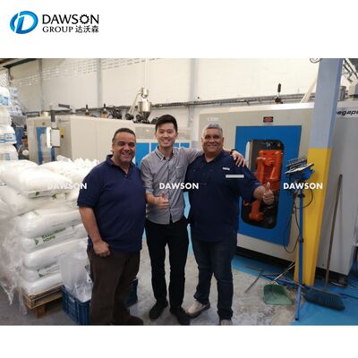 Konsumsi air 80 LMIN Mesin Cetakan Blow Extrusion Mold Plate Ukuran 320 MM Ideal untuk pembuatan botol minyak 0-5L